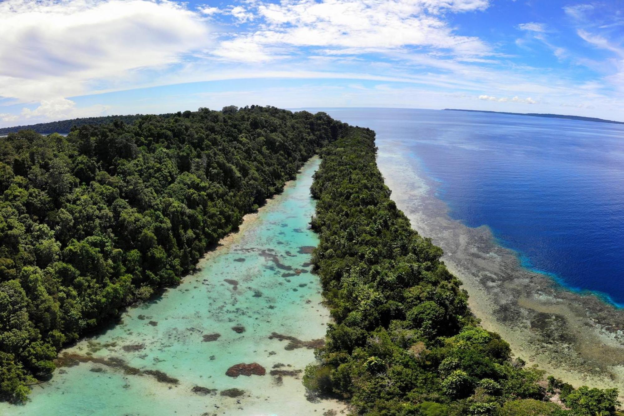 Nunukan Island Resort Maratua Island Bagian luar foto